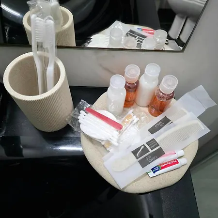 5mins From The Beach,10mins From Lc Airport Aurelia