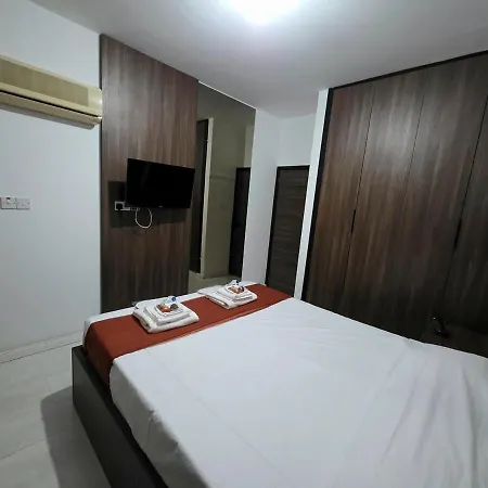 5mins From The Beach,10mins From Lc Airport Aurelia Апартаменти *