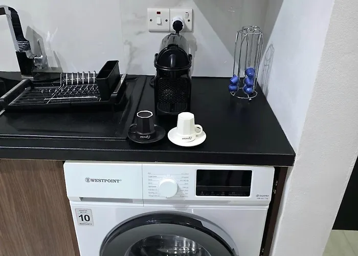 5mins From The Beach,10mins From Lc Airport Aurelia Appartement