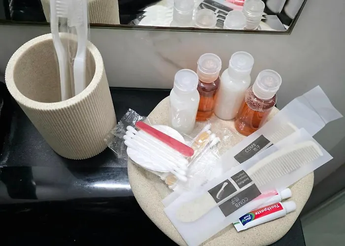 5mins From The Beach,10mins From Lc Airport Aurelia