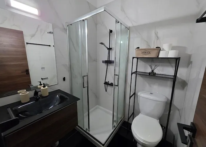 5mins From The Beach,10mins From Lc Airport Aurelia Апартаменты Ларнака